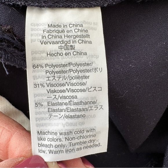 J. Crew 365 cropped trousers, high waisted, straight leg, stretch fabric - Picture 10 of 11